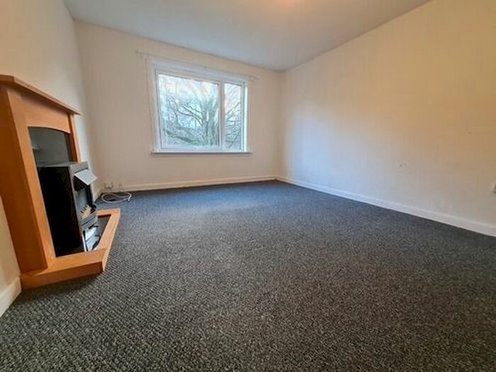 2 Bedroom Flat To Rent In Charleston Drive, Dundee DD2