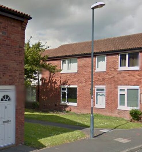 2 Bedroom Flat To Rent In Rowena Close, Derby, Derbyshire, DE24
