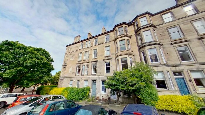 2 Bedroom Flat To Rent In Wellington Street, Edinburgh, EH7