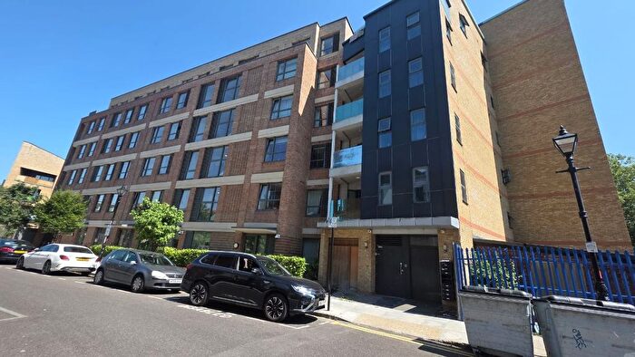 1 Bedroom Studio To Rent In Morville Street, London, E3