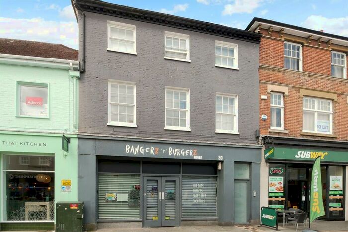 1 Bedroom Apartment To Rent In South Street, Chichester, PO19