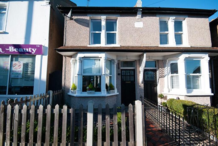 3 Bedroom Semi-Detached House To Rent In Leighville Grove, Leigh-on-Sea, SS9