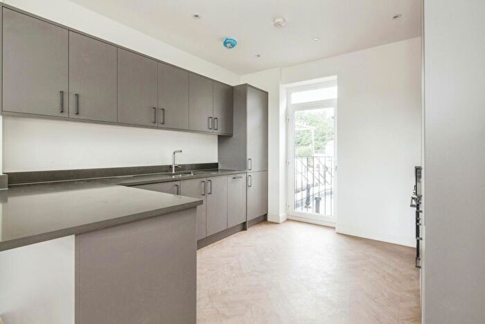 2 Bedroom Apartment To Rent In Stanstead Road, London, SE23