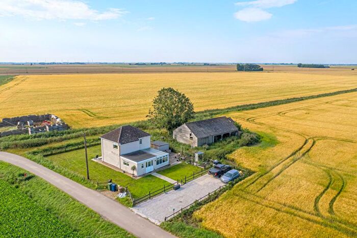 3 Bedroom Detached House For Sale In Rings End, Guyhirn, Wisbech, PE13