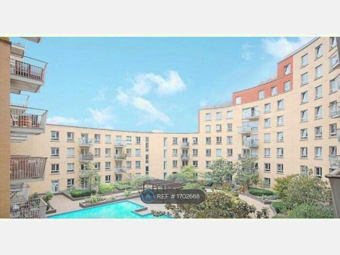 2 Bedroom Flat To Rent In Eden Grove, London, N7