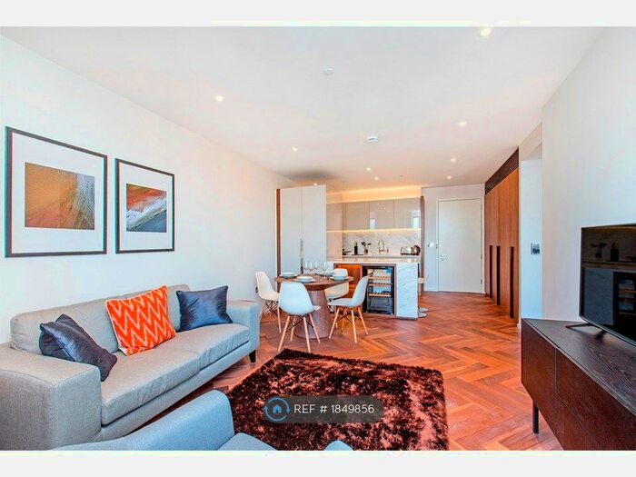 2 Bedroom Flat To Rent In Ambassador Building, London, SW11