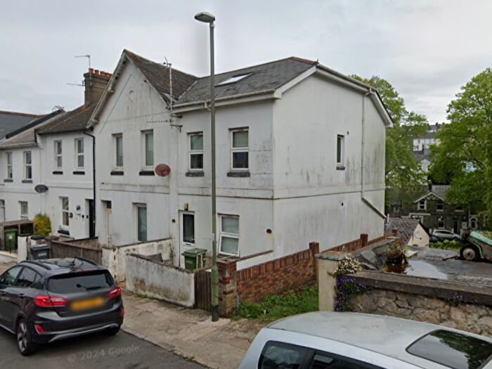 3 Bedroom Maisonette To Rent In Princes Road, Torquay, TQ1