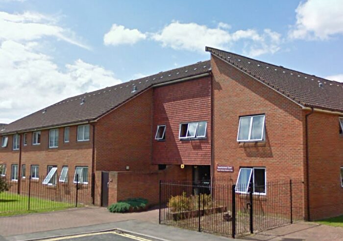 1 Bedroom Flat To Rent In Speenhamland Court, Newbury, RG14