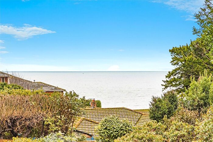 2 Bedroom Flat For Sale In East Cliff Road, Dawlish, Devon, EX7
