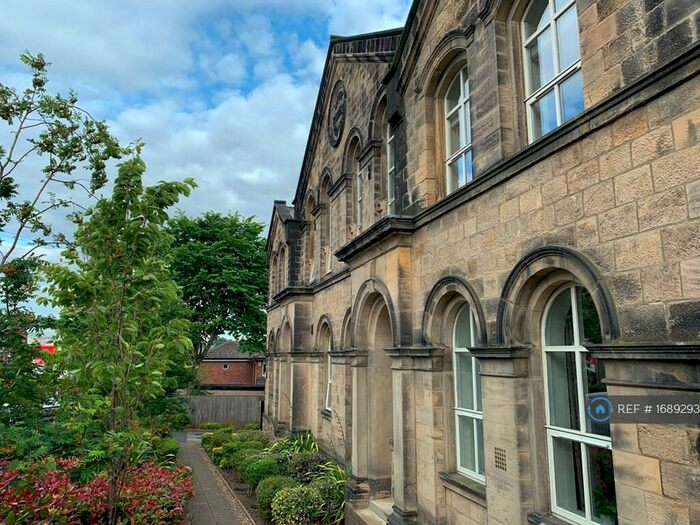 2 Bedroom Flat To Rent In Bryan Street, Farsley, Pudsey, LS28