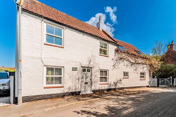 3 Bedroom Detached House For Sale In Mill Lane, Hemingbrough, YO8