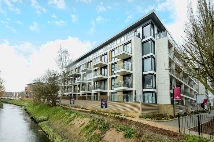 1 Bedroom Flat To Rent In Knaresborough Drive, London, SW18