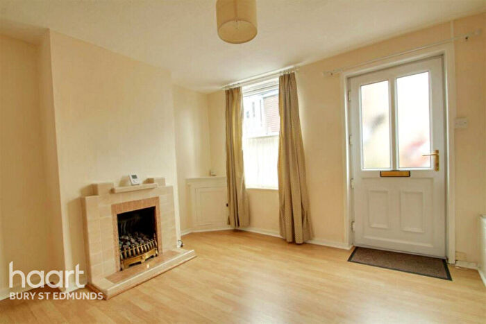 2 Bedroom Terraced House To Rent In School Hall Lane, Bury St. Edmunds, IP33