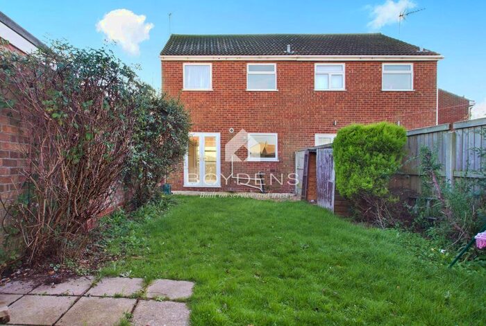 3 Bedroom Semi-Detached House To Rent In Bluehouse Avenue, Clacton-On-Sea CO16