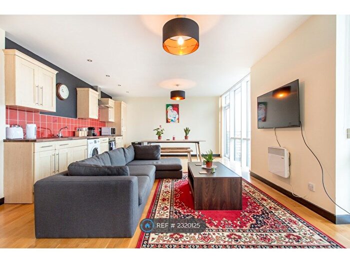 2 Bedroom Flat To Rent In Renfield Street, Glasgow, G2