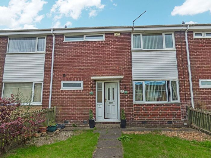 3 Bedroom Terraced House For Sale In Riding Barns Way, Sunniside, Newcastle Upon Tyne, NE16