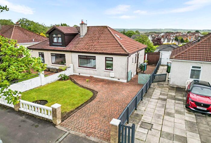 3 Bedroom Semi-Detached House For Sale In Dunrobin Road, Airdrie, ML6