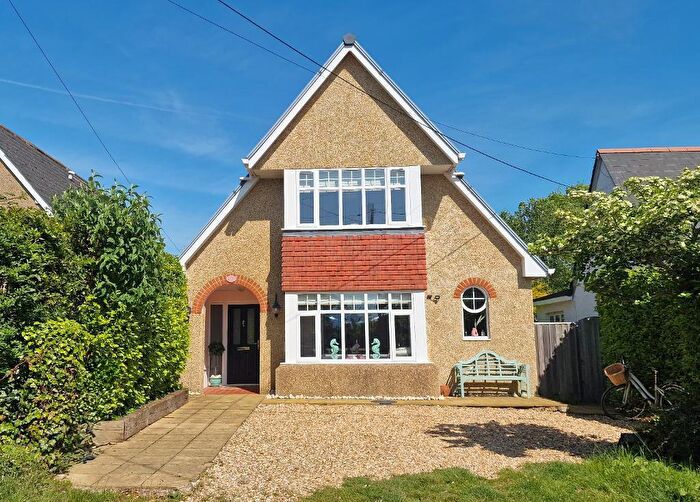 3 Bedroom Detached House For Sale In Heathfield Road, Bembridge, PO35