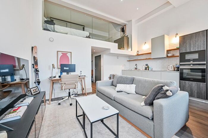 1 Bedroom Apartment For Sale In Charles Hayward Building, Goldsmiths Row, London, E2