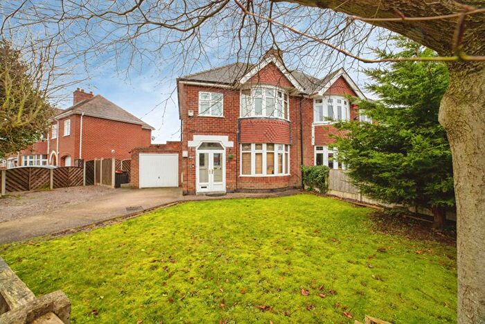 3 Bedroom Semi Detached House For Sale In Beechdale Avenue, Sutton-in-Ashfield, Nottinghamshire, NG17