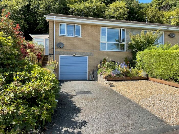 2 Bedroom Bungalow For Sale In Tanyrallt, Llanidloes, Powys, SY18