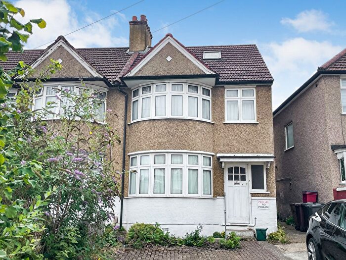 4 Bedroom Semi-detached House For Sale In Sidmouth Avenue, Isleworth, TW7