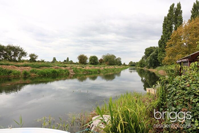 3 Bedroom Detached House For Sale In Eastgate, Deeping St James, Market Deeping, PE6