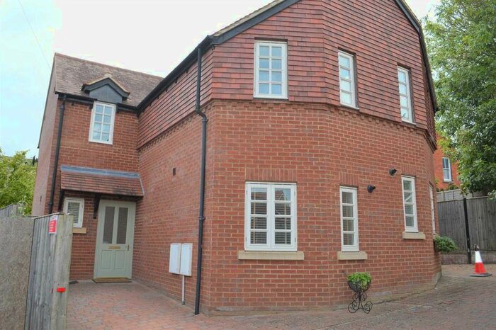 2 Bedroom Semi-Detached House To Rent In Chantry Lane, Marlborough, SN8