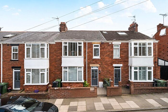 3 Bedroom Terraced House For Sale In Parkhouse Road, Exeter, EX2