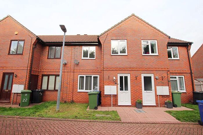 3 Bedroom Terraced House To Rent In Ashleigh Court, Healing, DN41