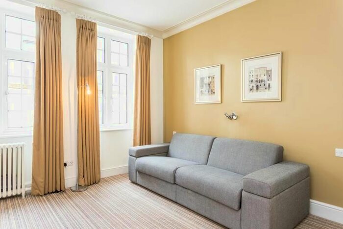 Studio To Rent In Beaumont Court, Beaumont Street, London, W1G