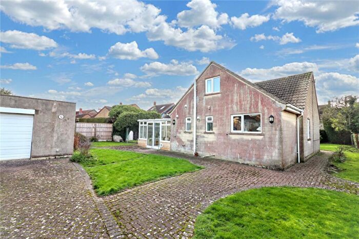 3 Bedroom Bungalow For Sale In Sarabeth Drive, Tunley, Bath, BA2
