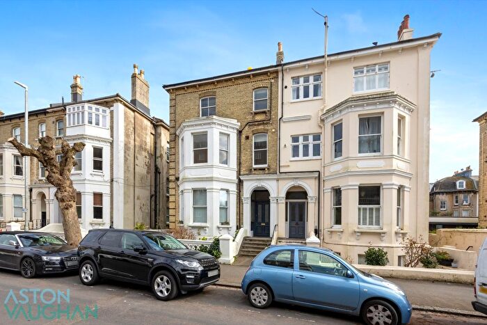 1 Bedroom Flat To Rent In Wilbury Road, Hove, BN3