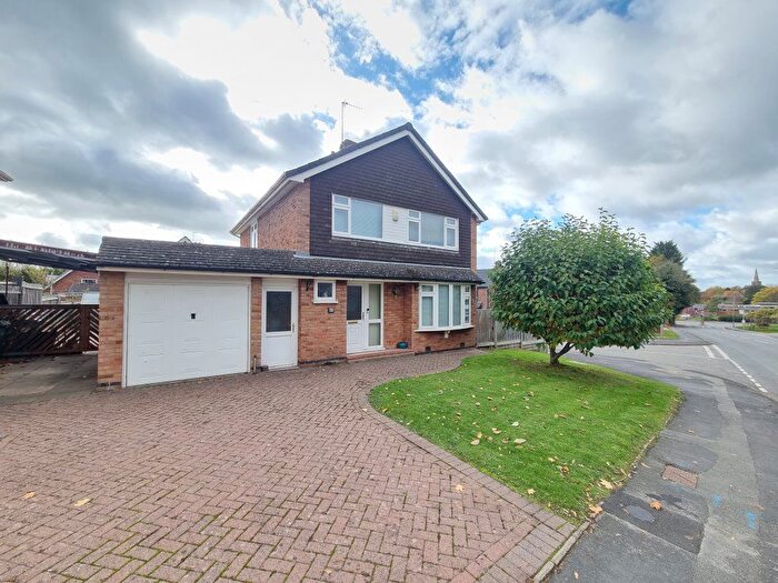 3 Bedroom Detached House To Rent In Kelmarsh Avenue, Leicester, LE18