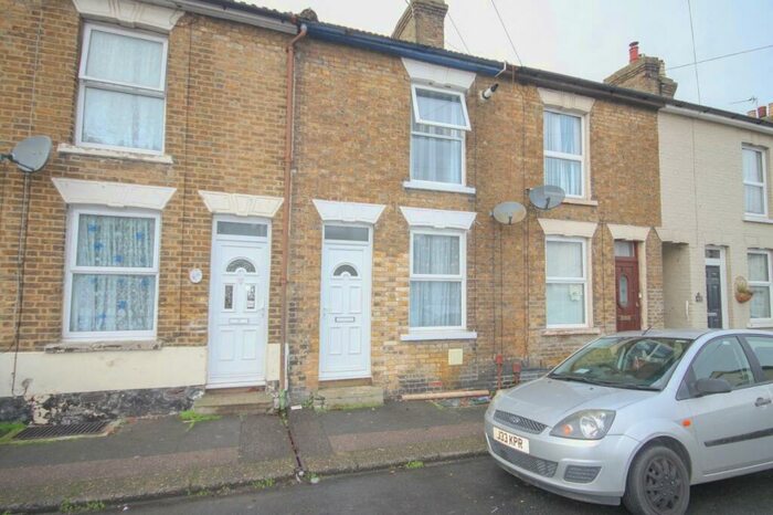 3 Bedroom House To Rent In Unity Street, Sittingbourne, ME10