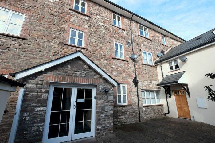 1 Bedroom Flat To Rent In Baker Street, Abergavenny NP7