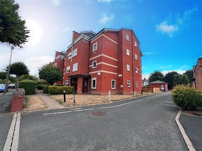 2 Bedroom Property To Rent In Shrubbery Avenue, Worcester, WR1