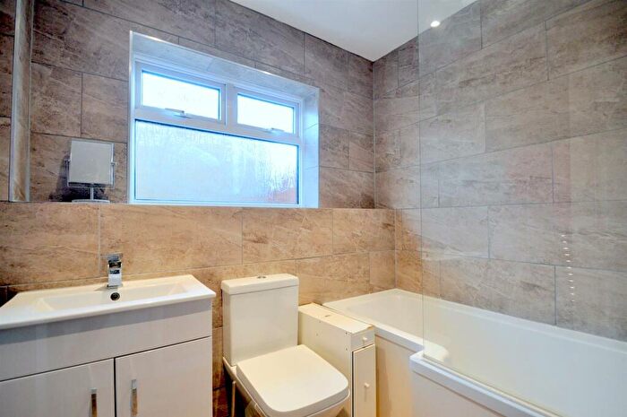 2 Bedroom Semi-Detached Bungalow For Sale In Magpie Road, Langney, Eastbourne, BN23