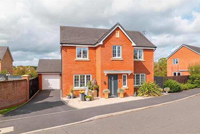 4 Bedroom Detached House For Sale In Goldfinch Drive, Clifton, Preston, PR4