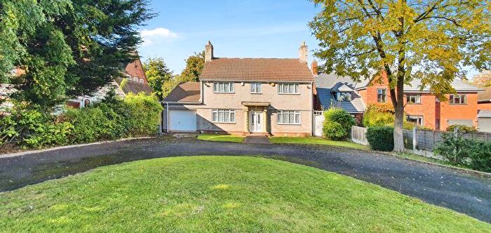 6 Bedroom Detached House For Sale In Englestede Close, Handsworth Wood, Birmingham, B20