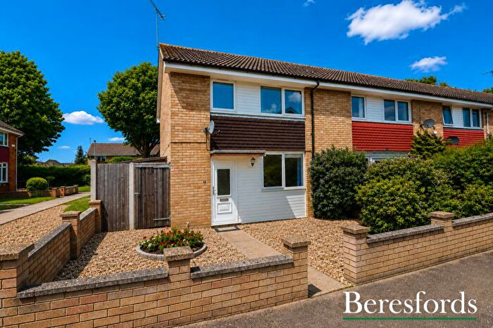 3 Bedroom End Of Terrace House For Sale In Beadel Close, Witham, CM8