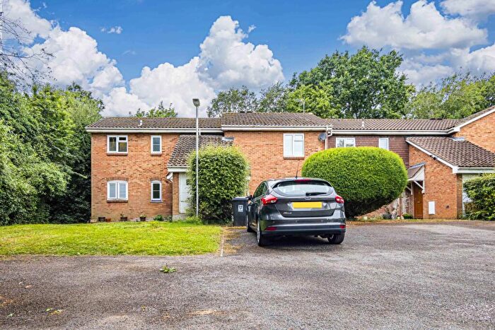 1 Bedroom Apartment To Rent In Hales Park Close, Hemel Hempstead, HP2