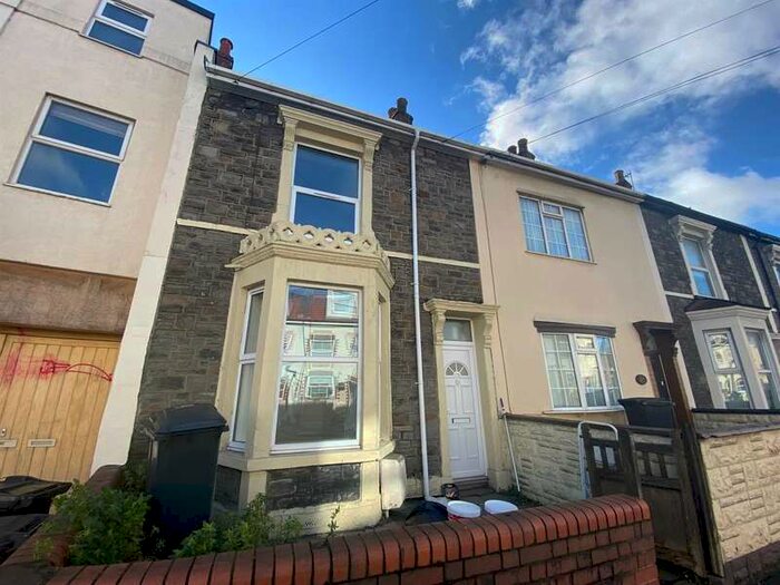1 Bedroom Flat To Rent In Whitehall Road, Bristol, BS5