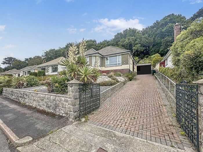 3 Bedroom Bungalow For Sale In Lyndhurst Close, Kingskerswell, Newton Abbot, Devon, TQ12