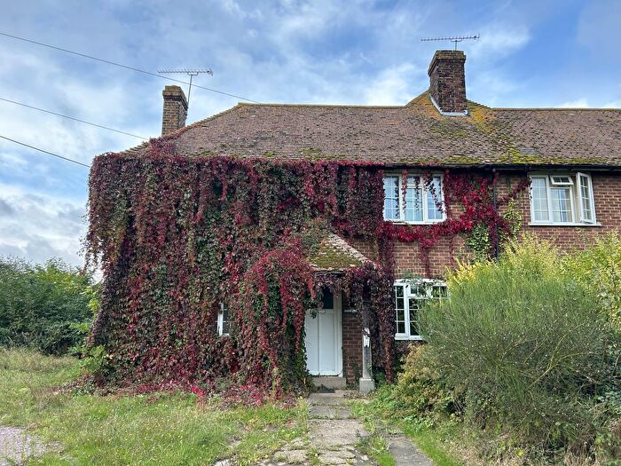 3 Bedroom Property For Sale In Marshgate Villas, Main Road, Cooling, Rochester, Kent, ME3