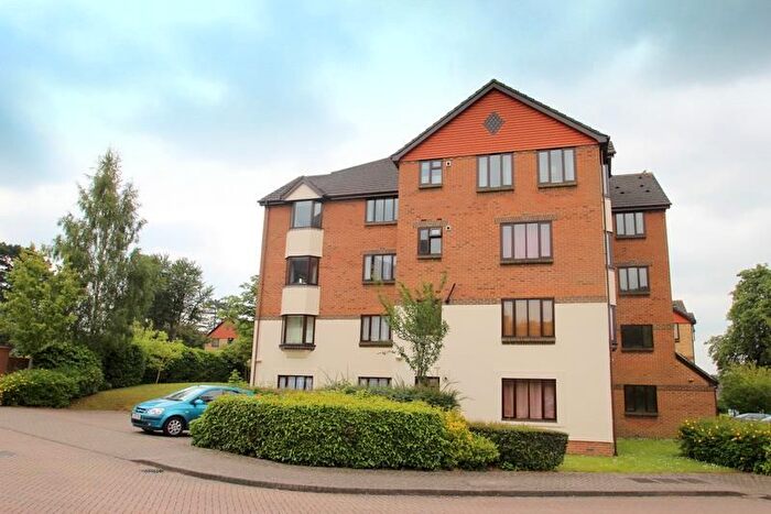 1 Bedroom Flat To Rent In St. Annes Mount, Redhill, RH1