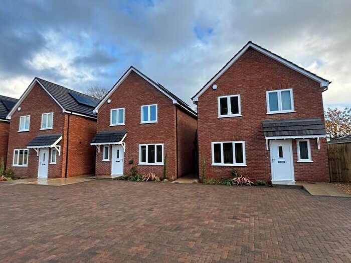 3 Bedroom Detached House For Sale In Kinson Road, Bournemouth, BH10