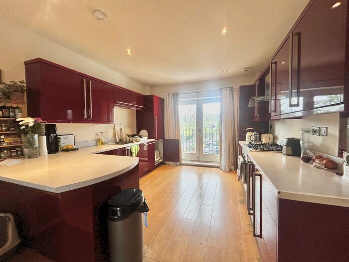 3 Bedroom Apartment To Rent In Boroughbridge Road, Knaresborough, HG5