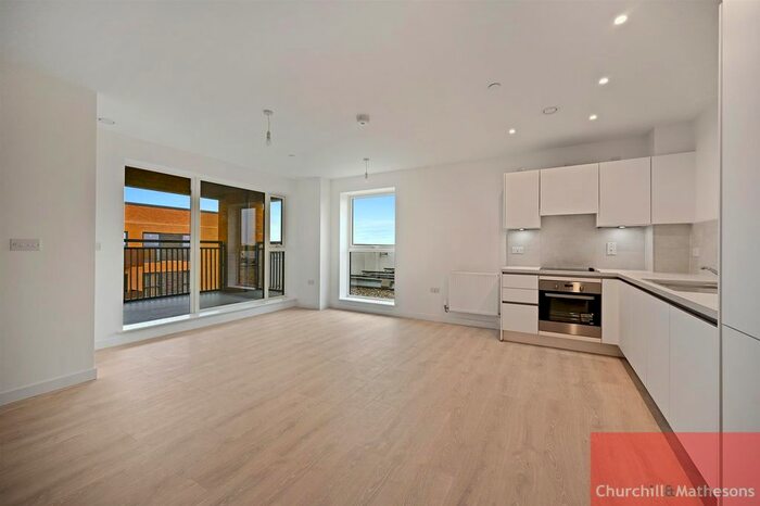 2 Bedroom Flat To Rent In East Acton Lane, Acton, W3