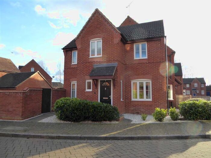 3 Bedroom Semi-Detached House To Rent In Coriolanus Square, Heathcote, Warwick CV34